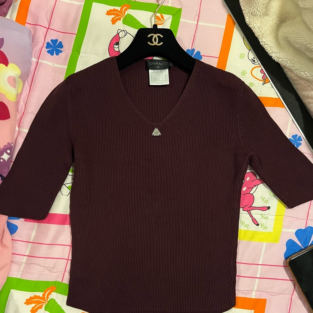 Chanel Paris V- neck 2/3 Sleeves Sweater.
